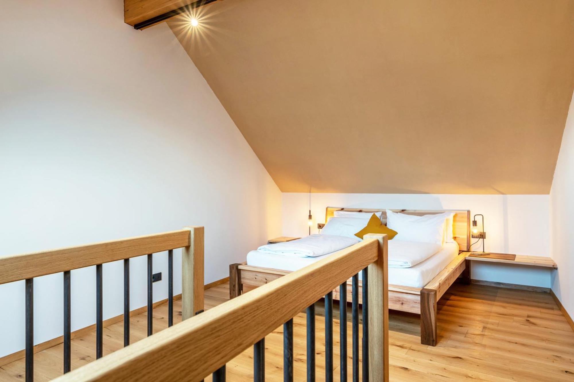 Rotwandterhof Wohnung Bienenstock バルビアーノ エクステリア 写真